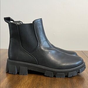 True Craft Joyrider Black Chunky Chelsea Ankle Slip On Boots Womens Size 10 M